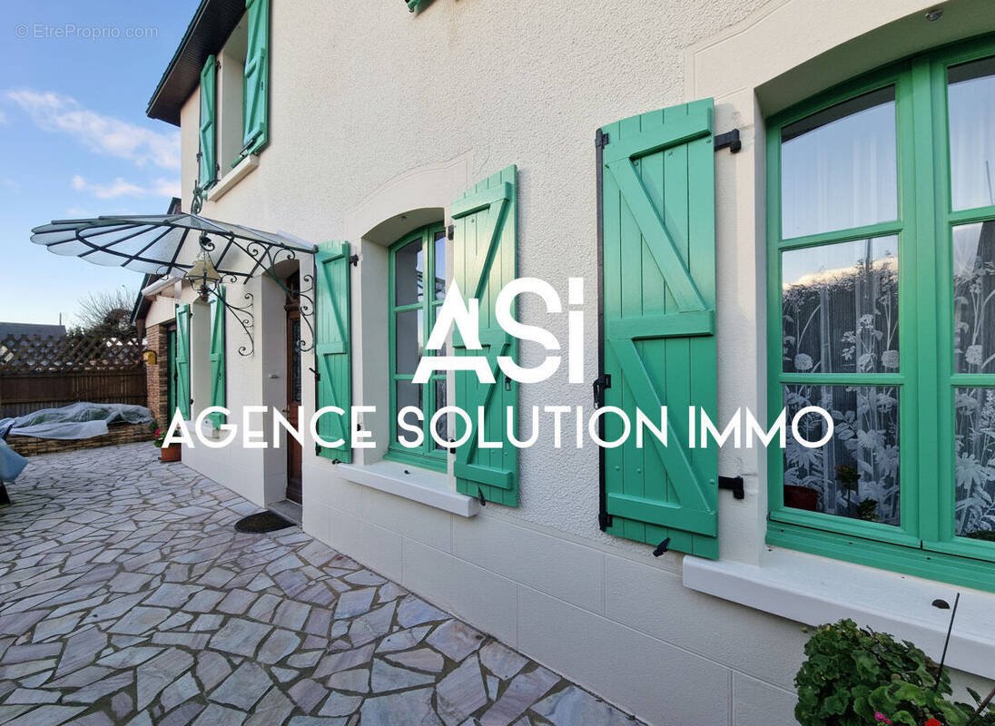 Maison à PORT-BRILLET