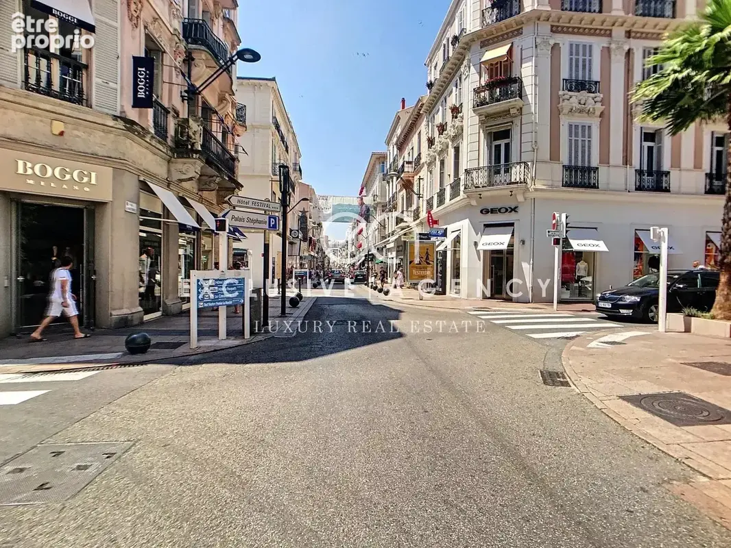 Cannes Banane 2 pièces de 45m² ouvrant sur une profonde terrasse - photo 9