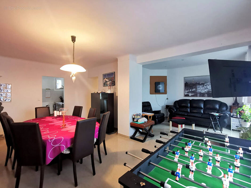 Maison à MONTIGNY-LES-CORMEILLES