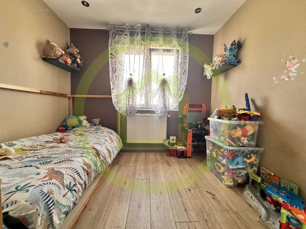 Maison à CONFLANS-EN-JARNISY