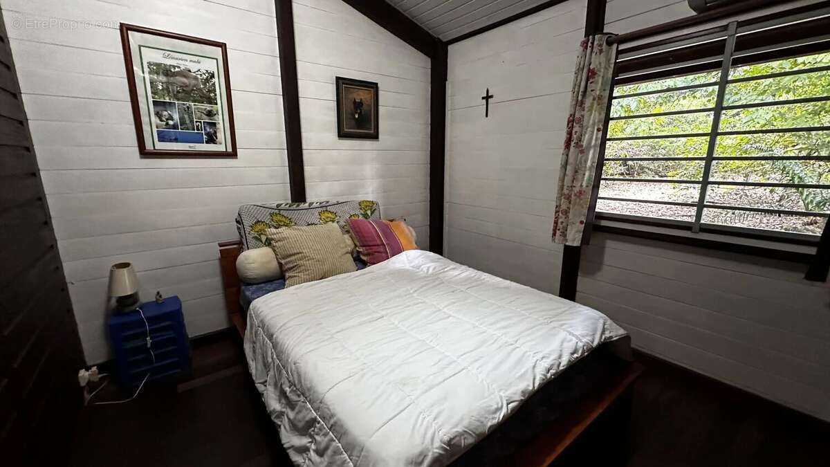 Maison à REMIRE-MONTJOLY