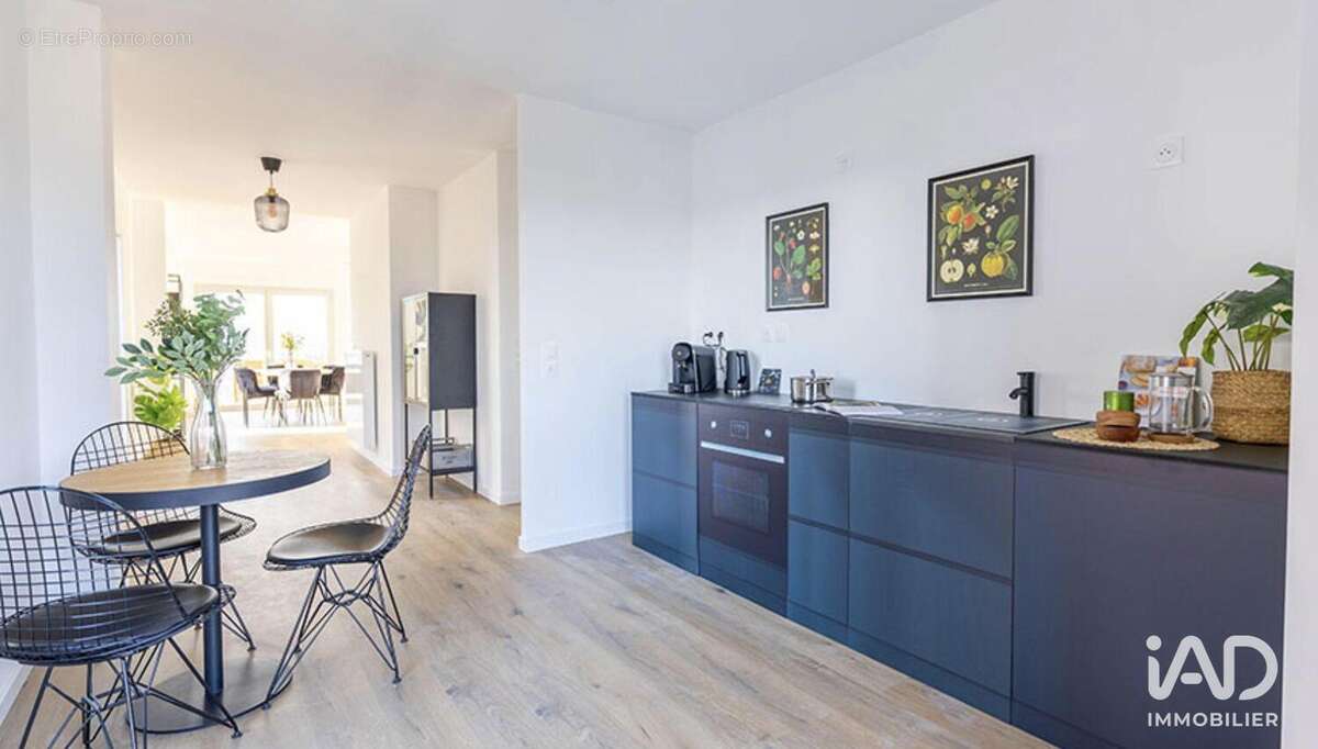 Photo 2 - Appartement à LAVAL