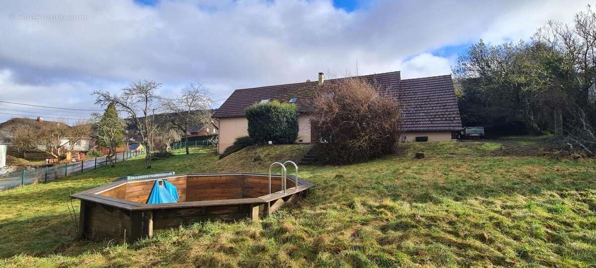 Maison à EVETTE-SALBERT