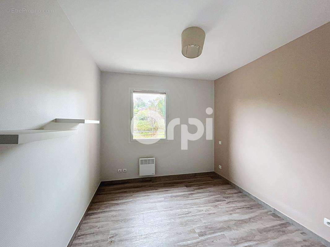 Appartement à MALEMORT-SUR-CORREZE