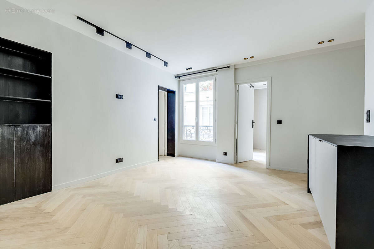 Appartement à PARIS-9E