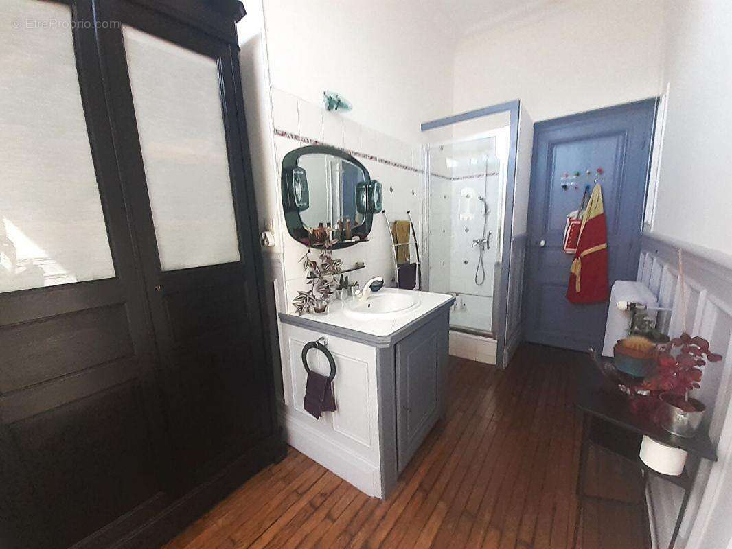 Maison à FERRIERES-EN-BRAY