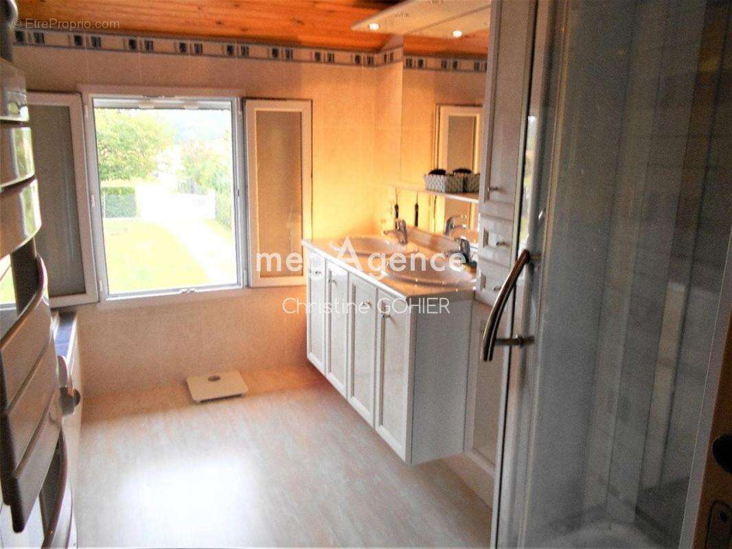 Maison à COLOMBIERS