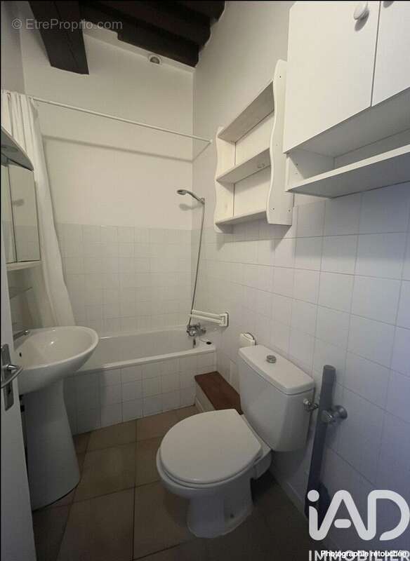 Photo 8 - Appartement à BAGNOLS-SUR-CEZE