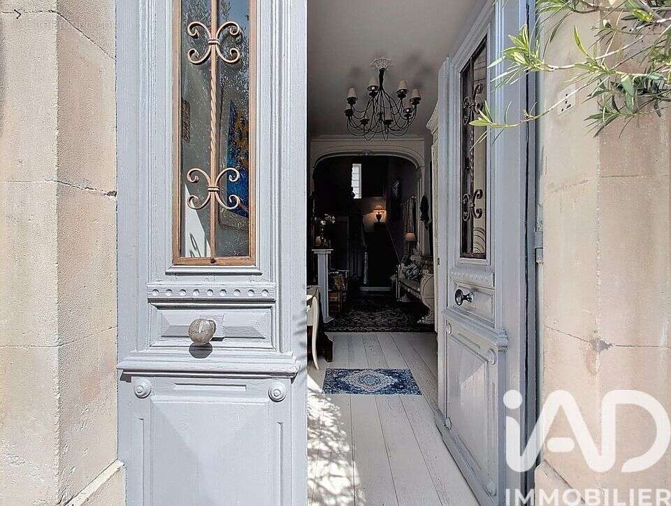 Photo 3 - Maison à L'ISLE-SUR-LA-SORGUE