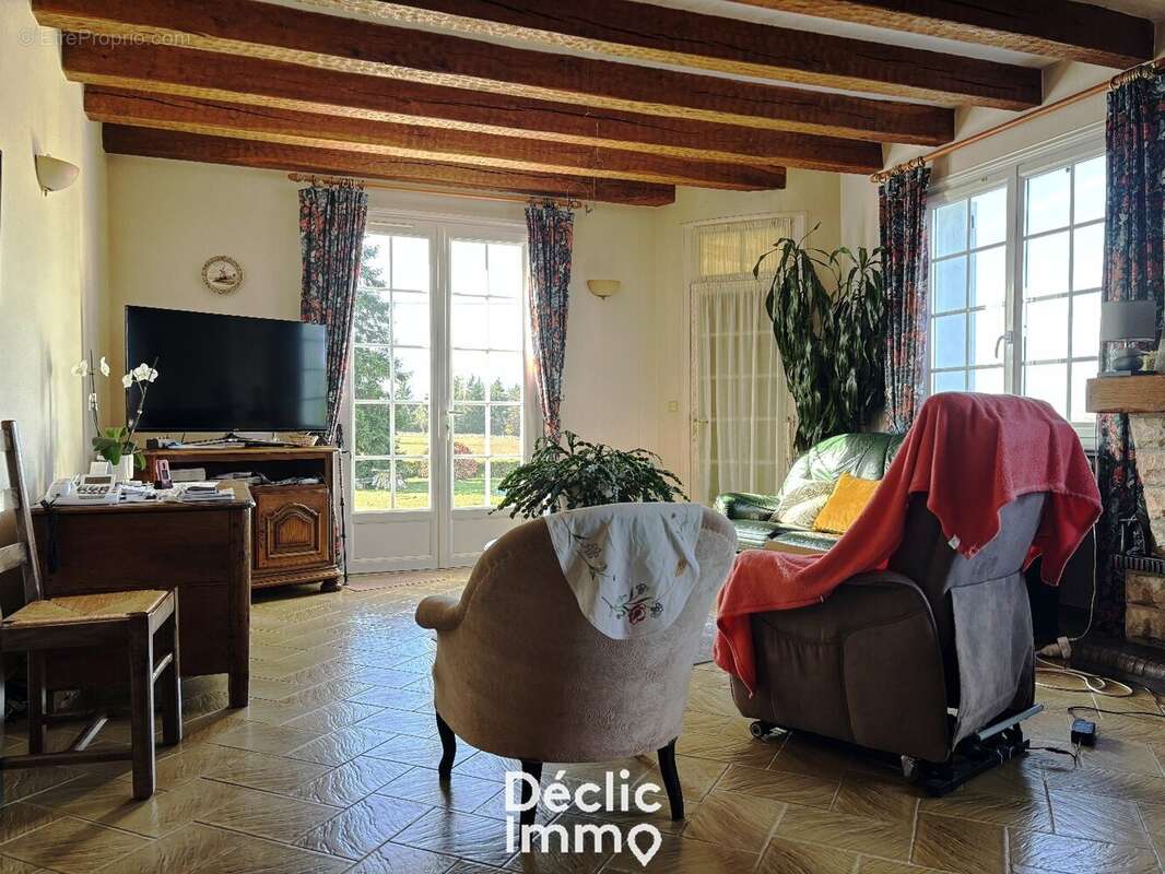Maison à SEIGY