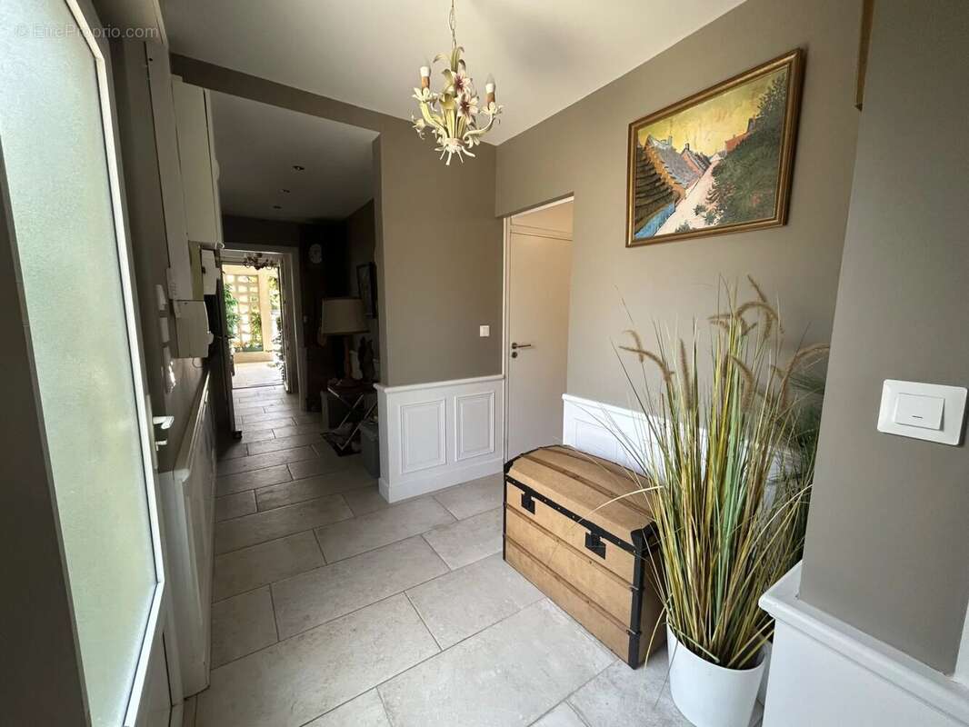 Maison à Gidy - 140 m2 - photo 3