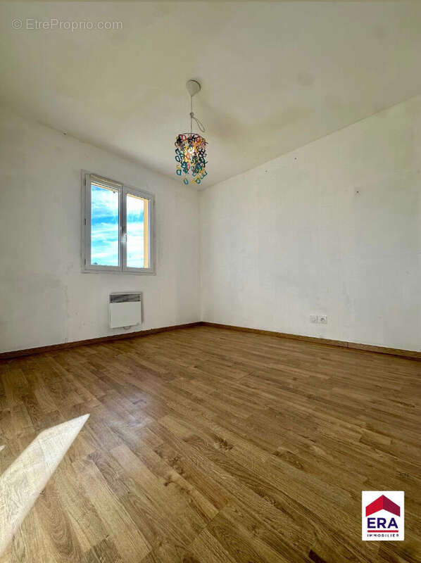 Maison à LES AVENIERES