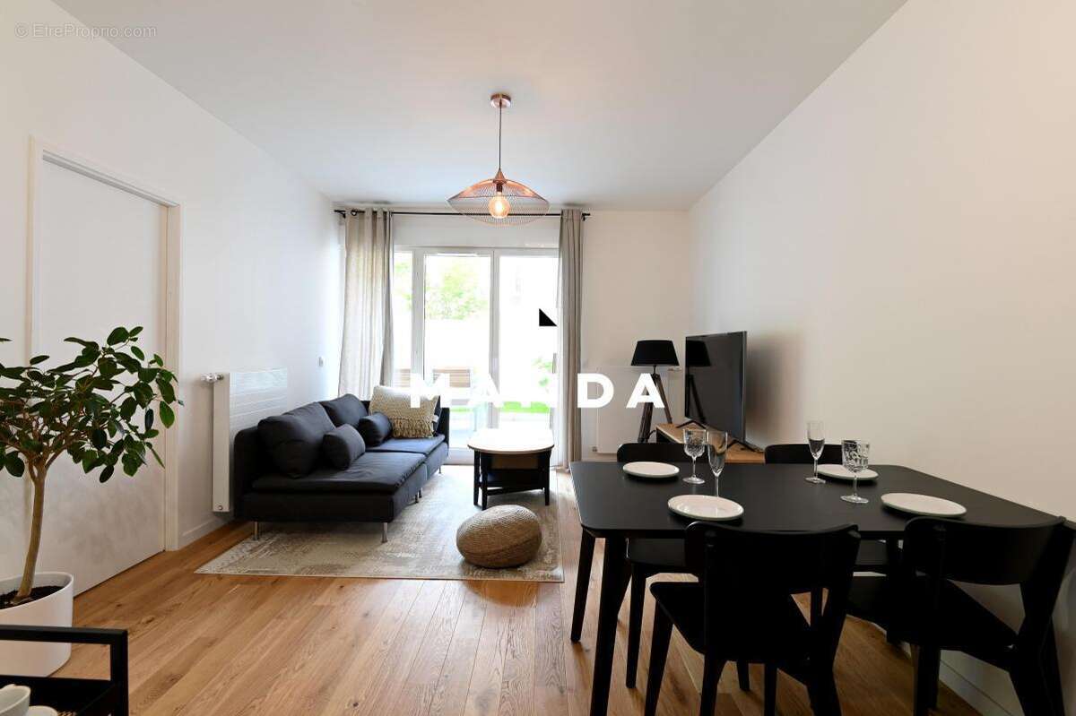 Appartement à SURESNES