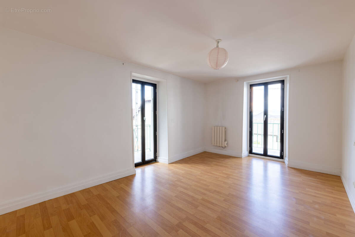 Appartement à GRUFFY