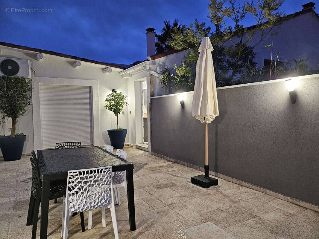 Maison à SAINT-VICTORET