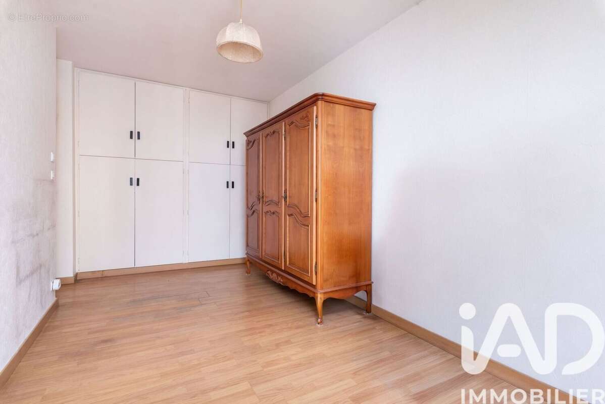 Photo 9 - Appartement à BRON