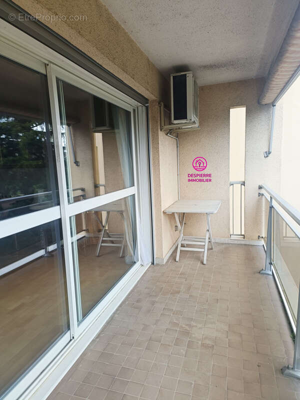 Appartement à LE PEAGE-DE-ROUSSILLON
