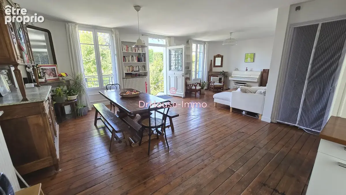 Maison 147 m² à Creteil  - photo 17