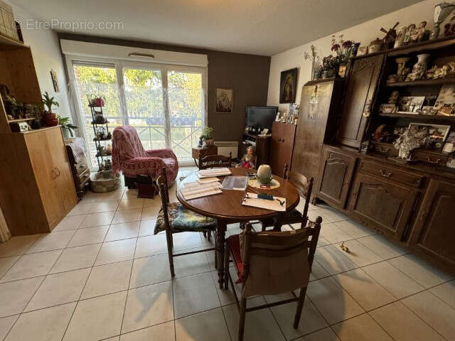 Appartement à EQUEMAUVILLE