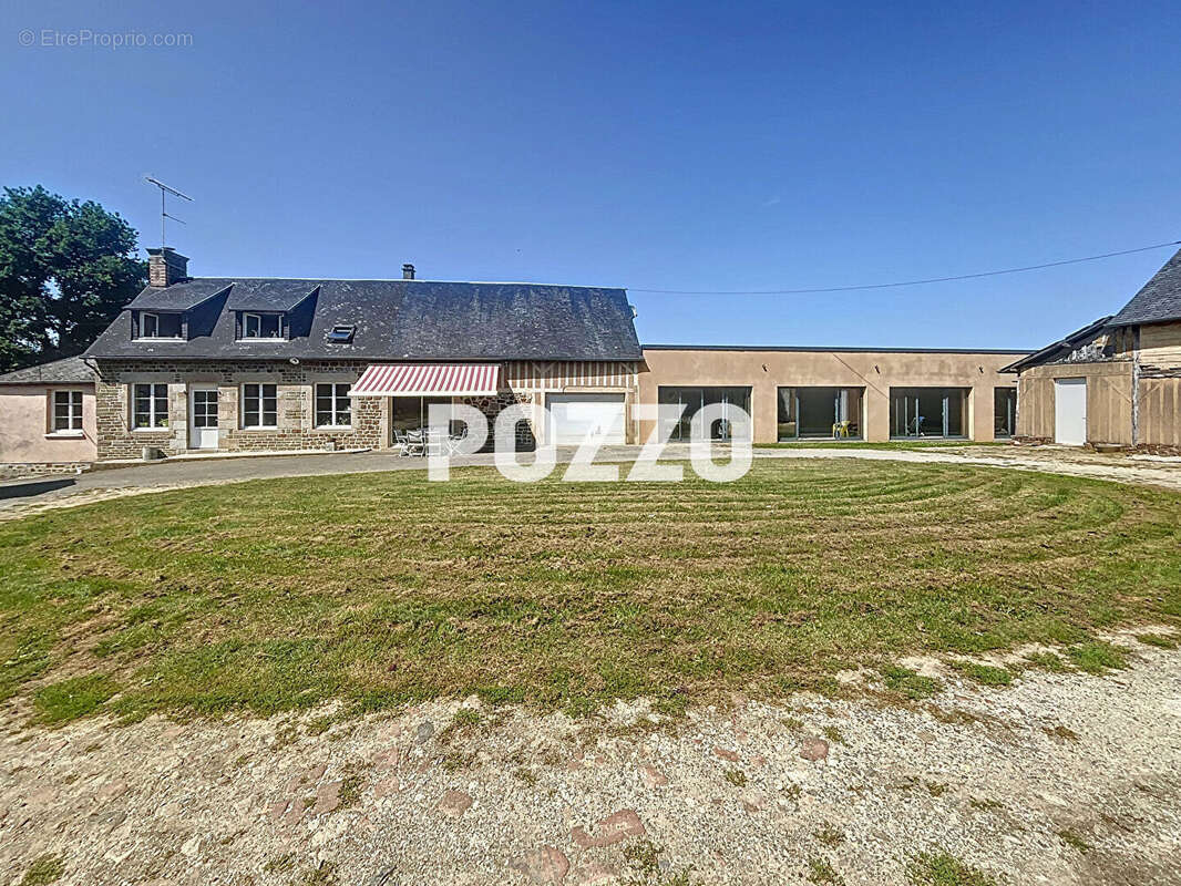 A VENDRE : Corps de ferme rénové alliant confort et modernité 137 m² - photo 2