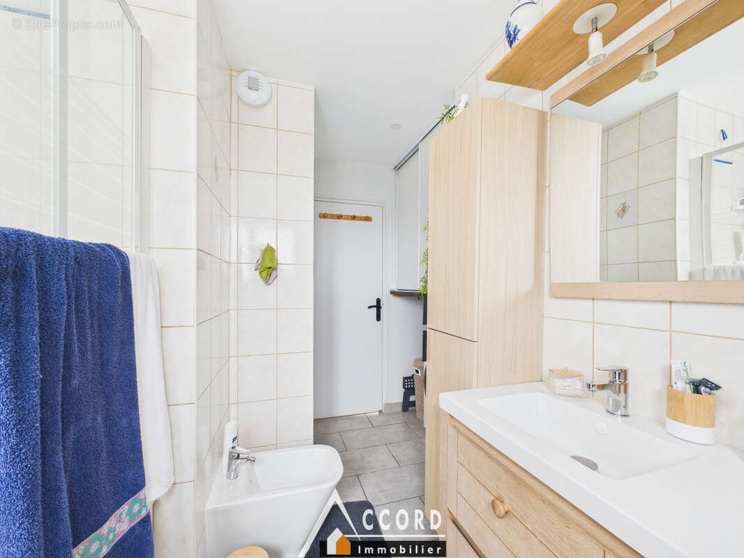 Appartement à SARTROUVILLE