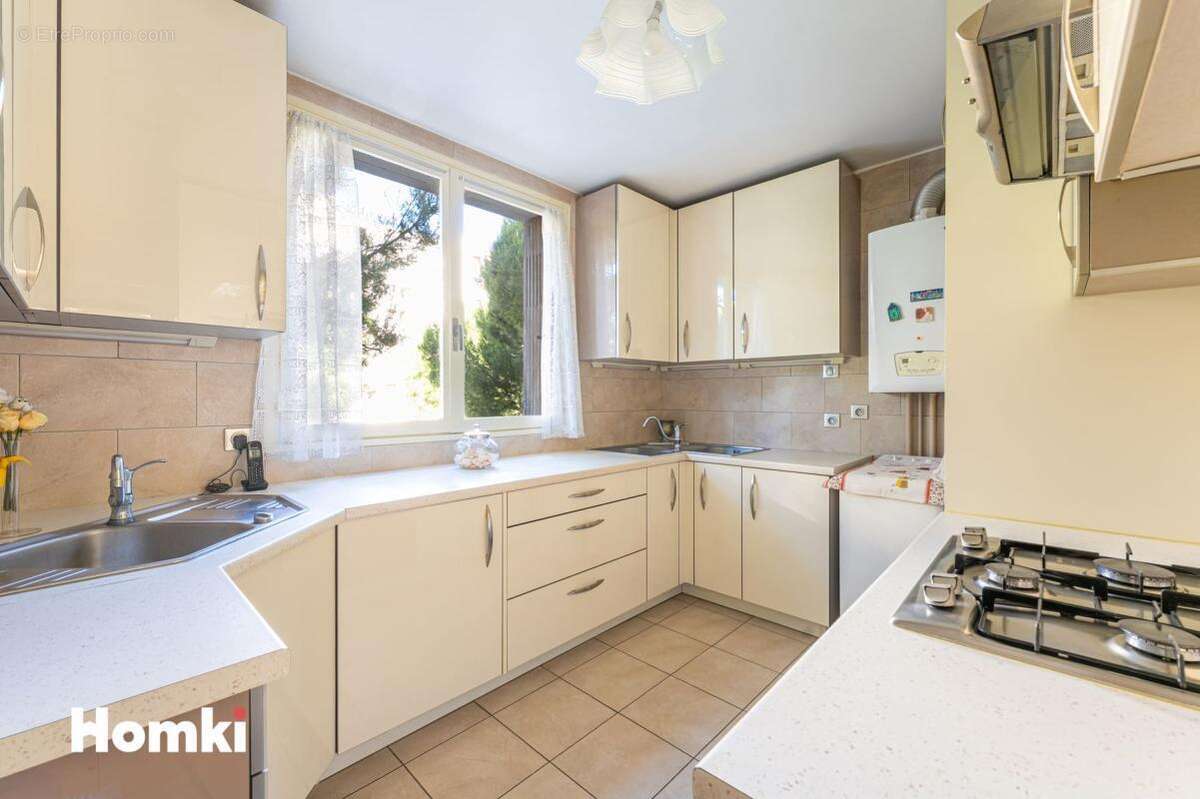 Appartement à MARSEILLE-10E