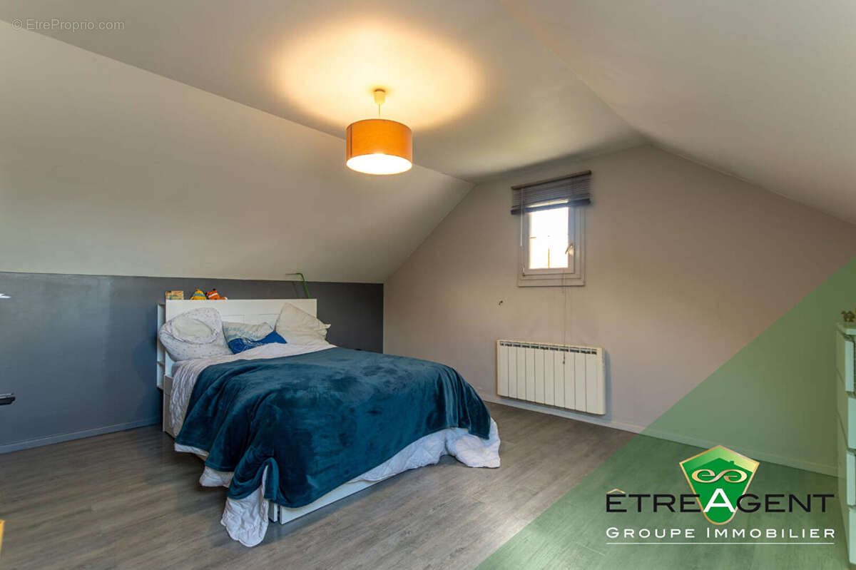 Maison à VERNEUIL-SUR-SEINE