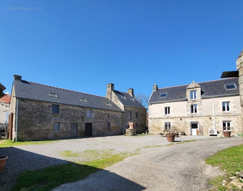 Maison à GUERN