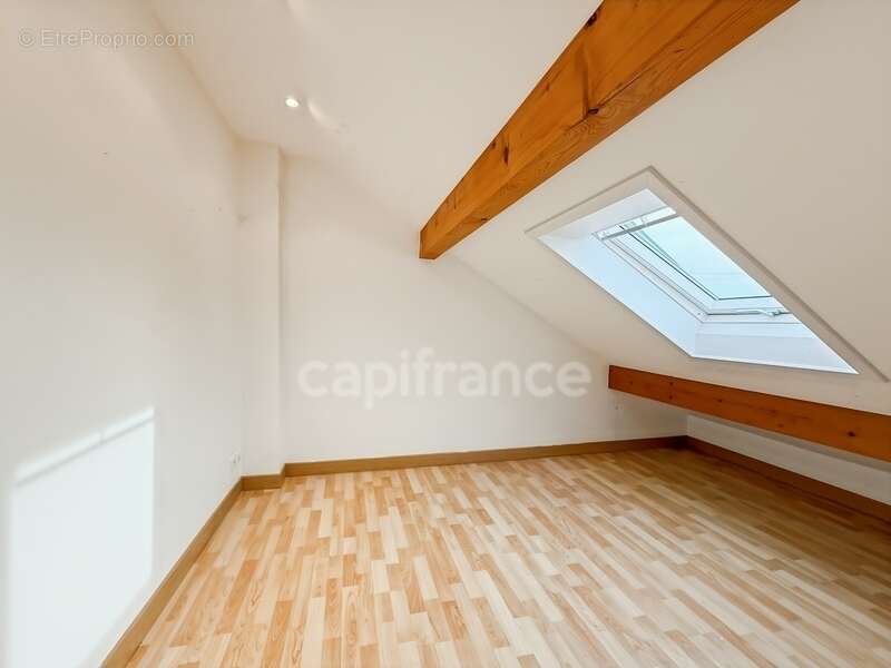 Appartement à GRILLY