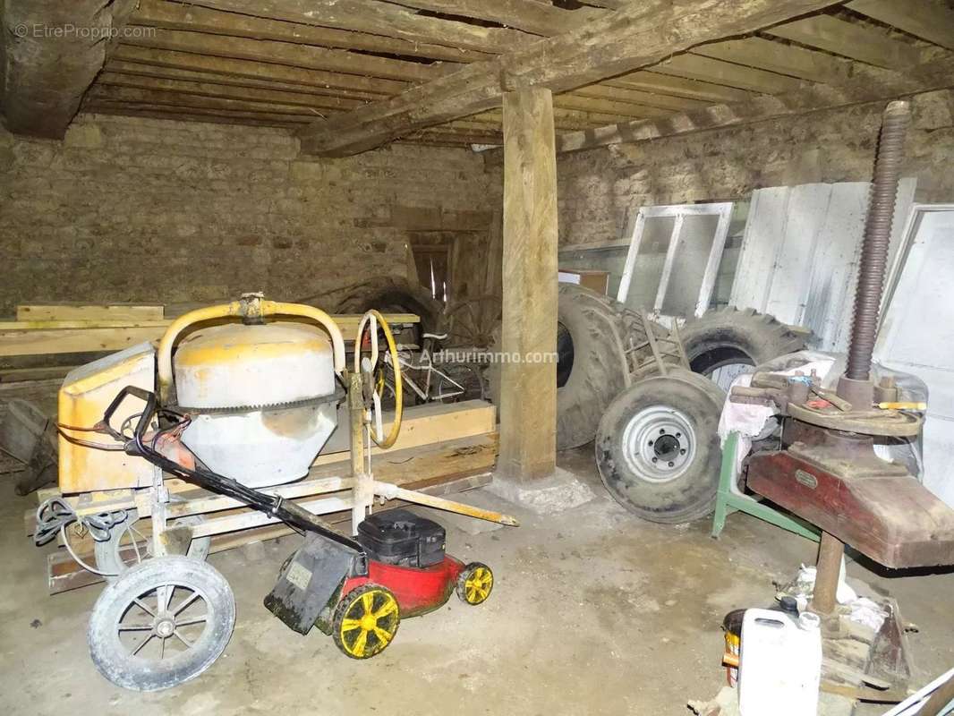 Maison à CHAMPSECRET