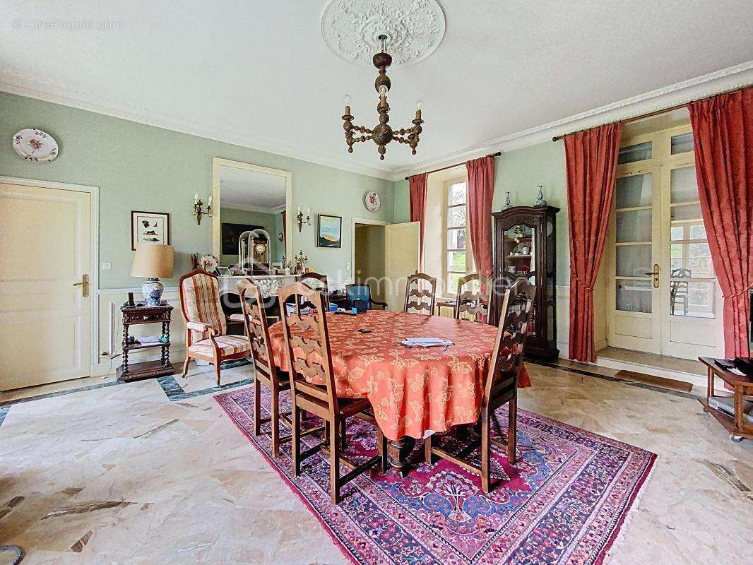 Maison à PLOUER-SUR-RANCE