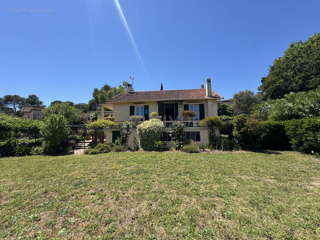 Maison à SAINT-RAPHAEL