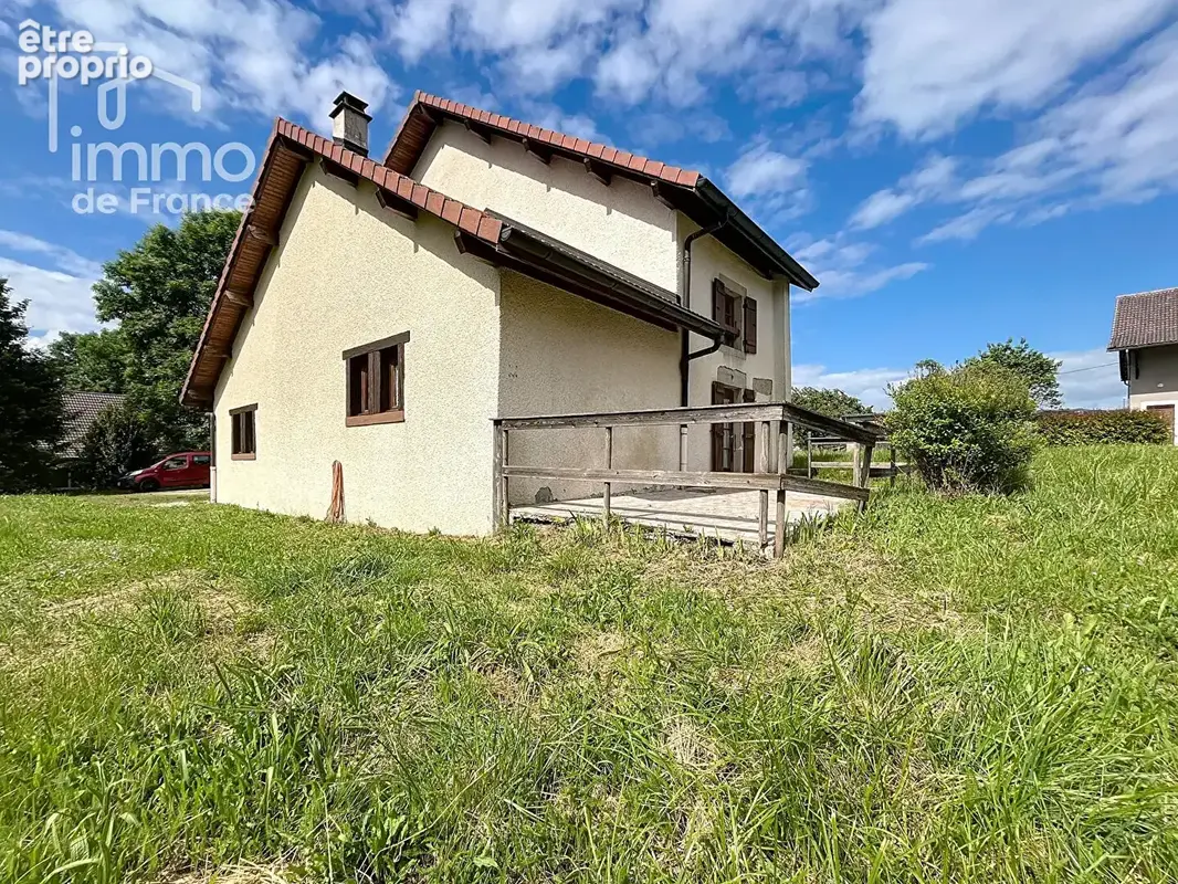 Rare à la vente à Viry ferme de caractère aux portes de Genève. - photo 13