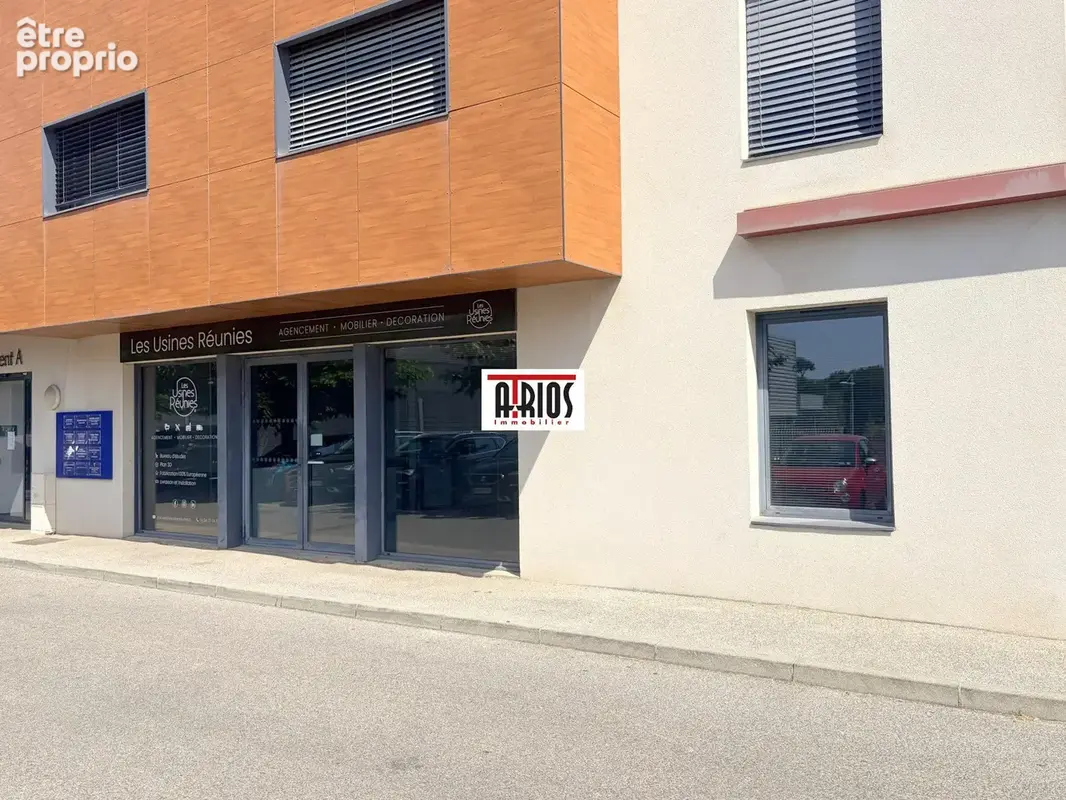 Commerce 116 m² à vendre à La Seyne-Sur-Mer (83500) - photo 2