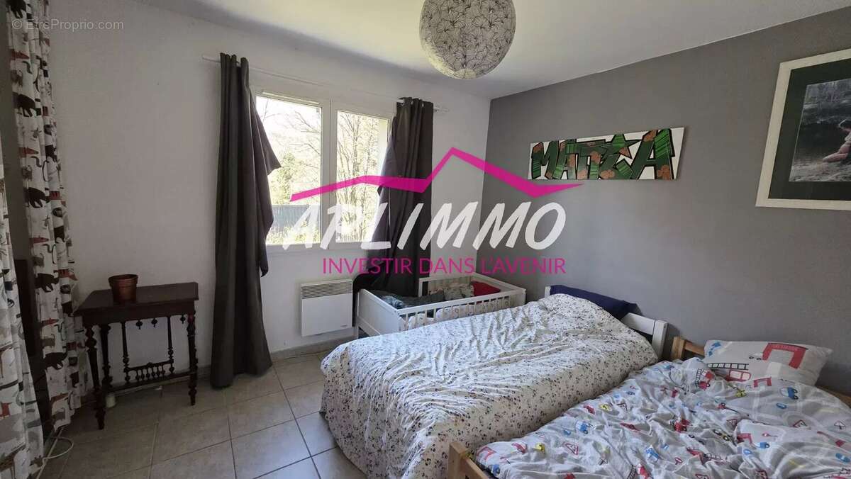 Maison à MONTPEZAT-SOUS-BAUZON