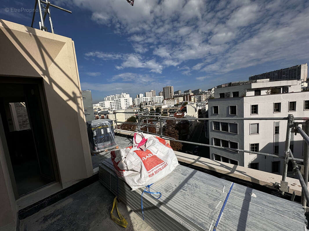 Appartement à PARIS-20E