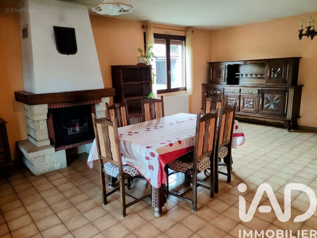Maison 130 m² à Vanosc  - photo 5