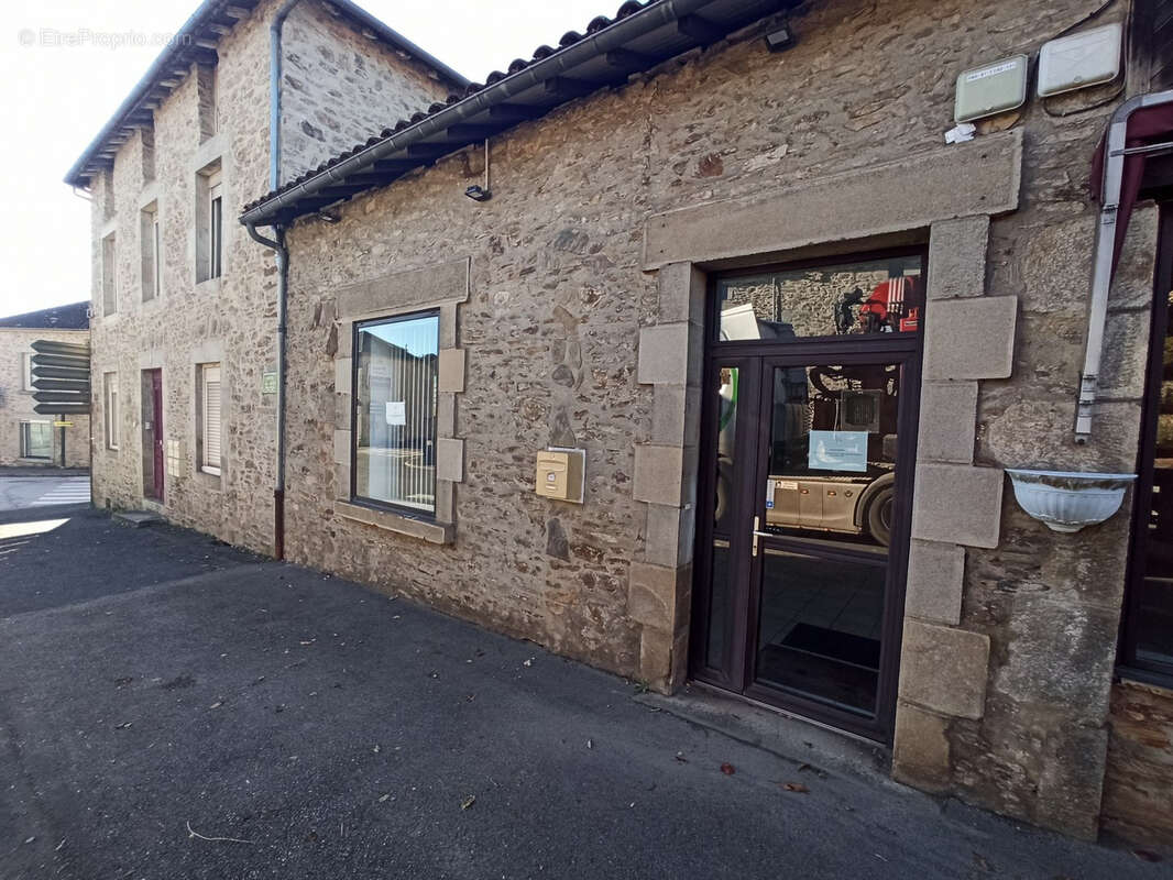 Commerce à SEREILHAC