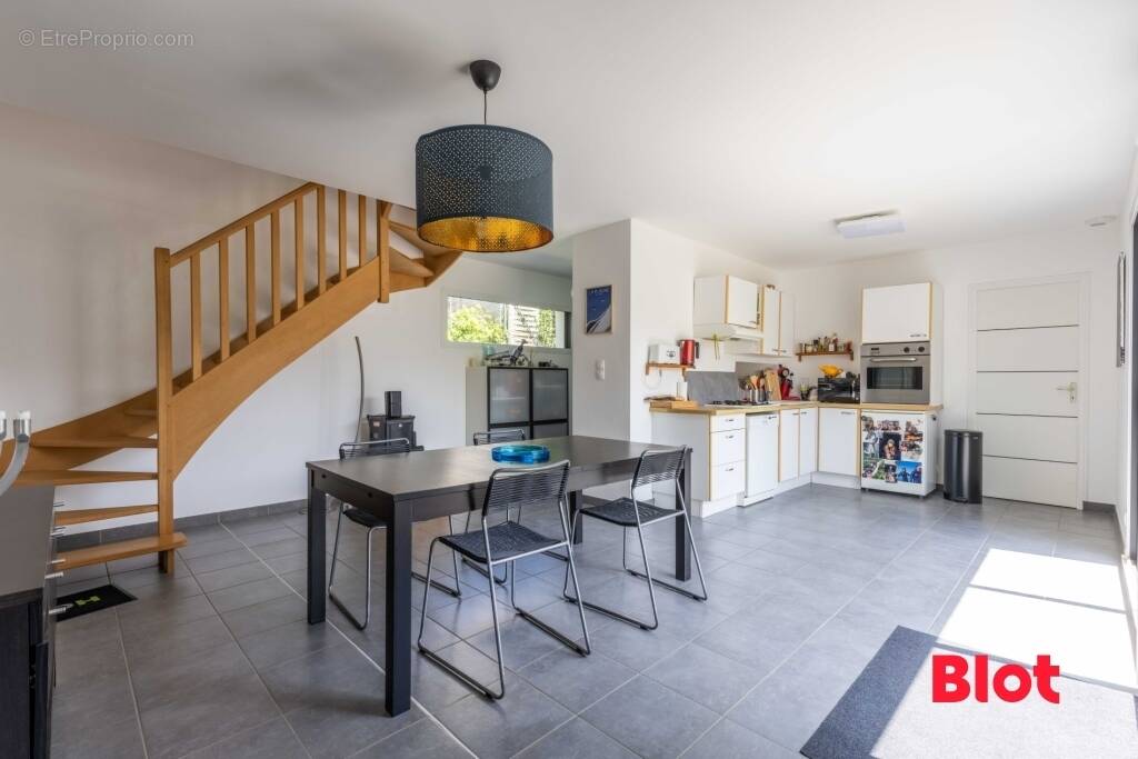 Maison à THORIGNE-FOUILLARD