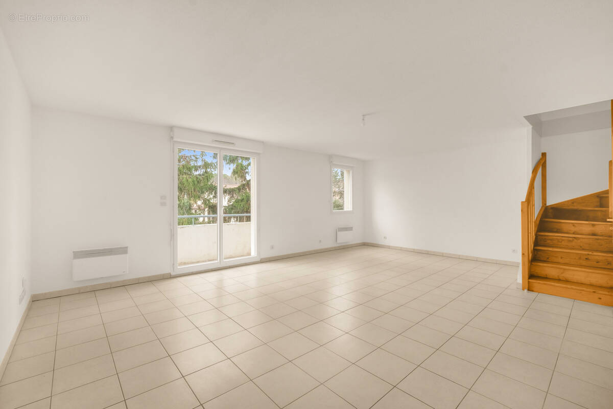 Appartement à RAMONVILLE-SAINT-AGNE