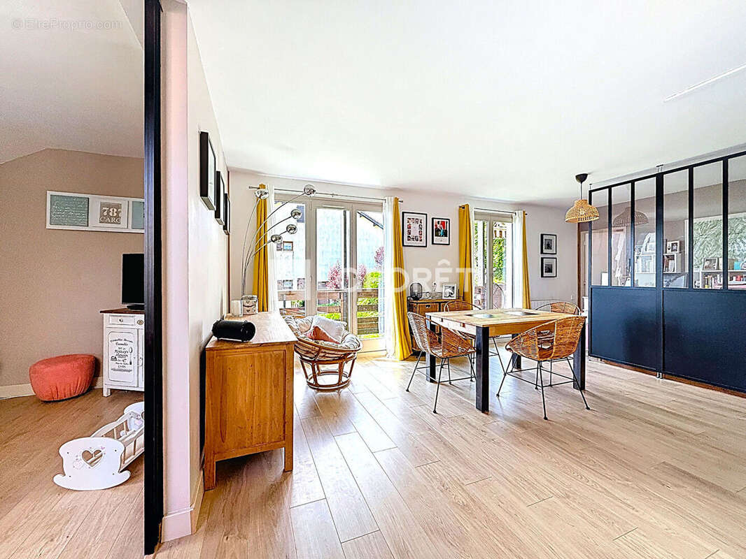 Appartement à SAINT-BALDOPH