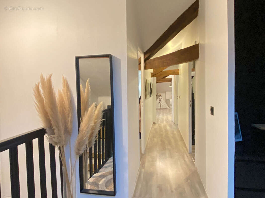 Appartement à SERAINCOURT