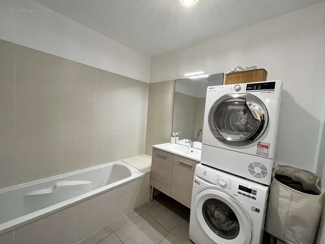 Appartement à PONT-DE-CHERUY