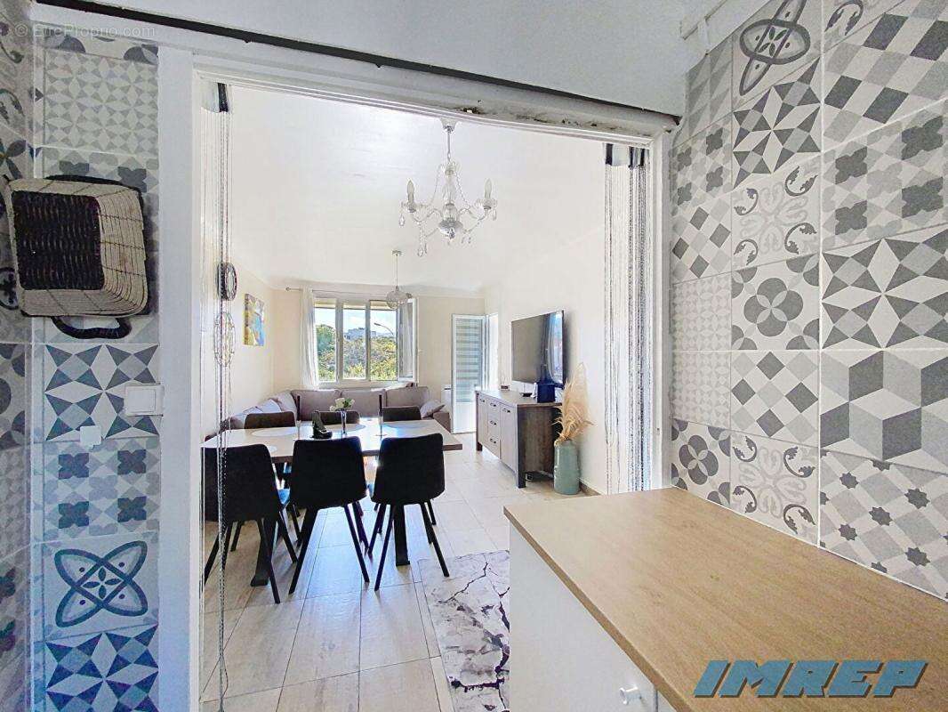 Appartement à MARSEILLE-9E