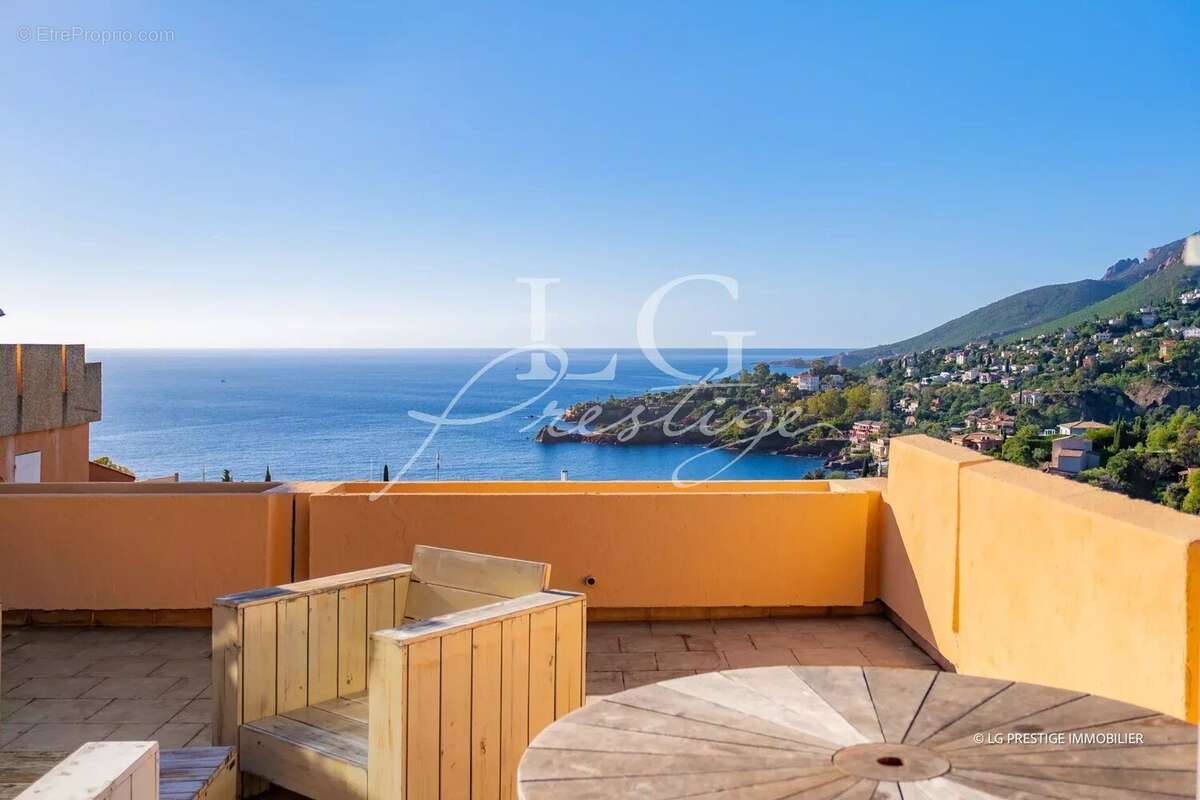 Maison à THEOULE-SUR-MER