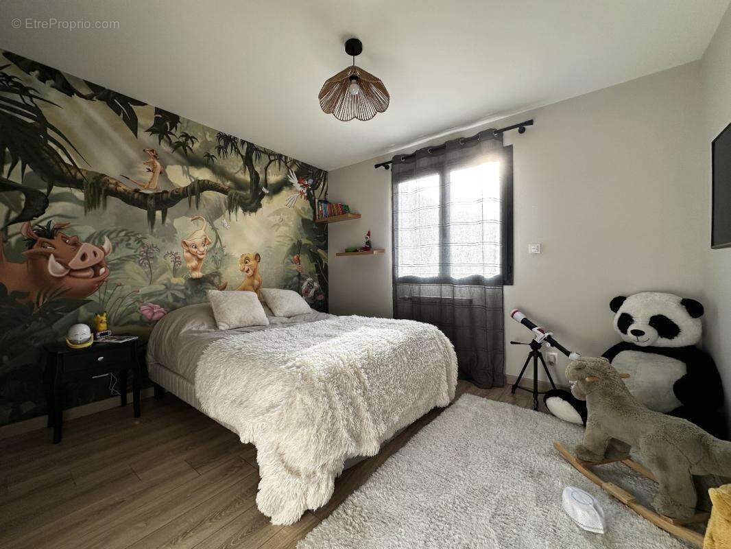 Maison à TREON
