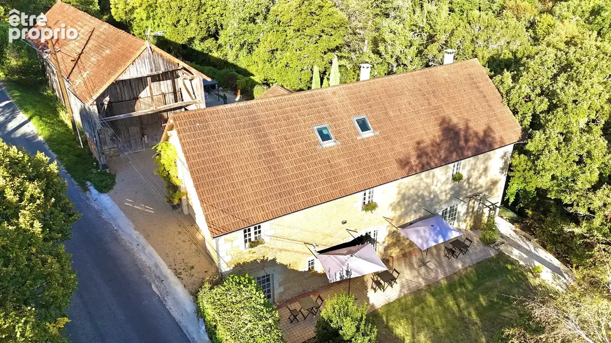 Belle propriété de campagne restaurée avec vues panoramiques et 2,4 hectares - photo 21