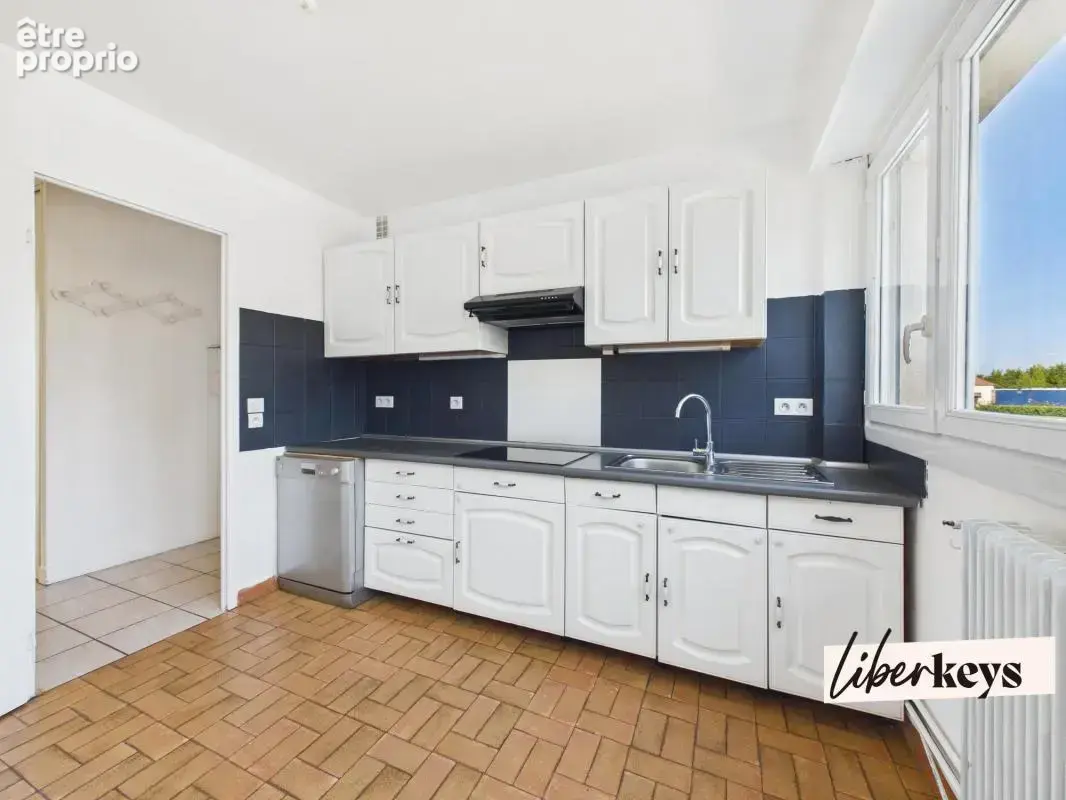 Chambourcy – 3 pièces 64 m² traversant – jardinet – cave - photo 10