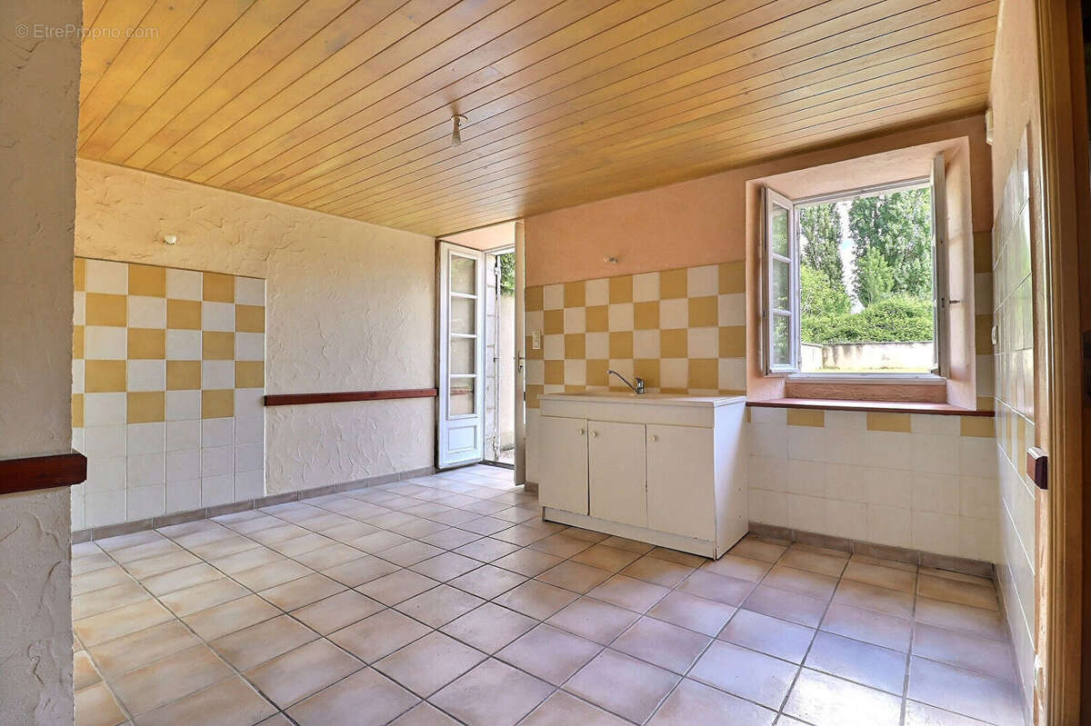 Maison à SAINT-PRIVAT-DES-PRES