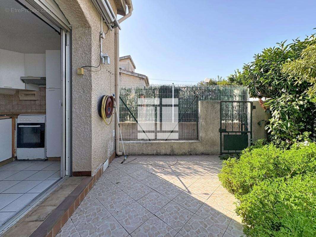 À vendre studio de 31 m2 residence les sables de biguglia - photo 3